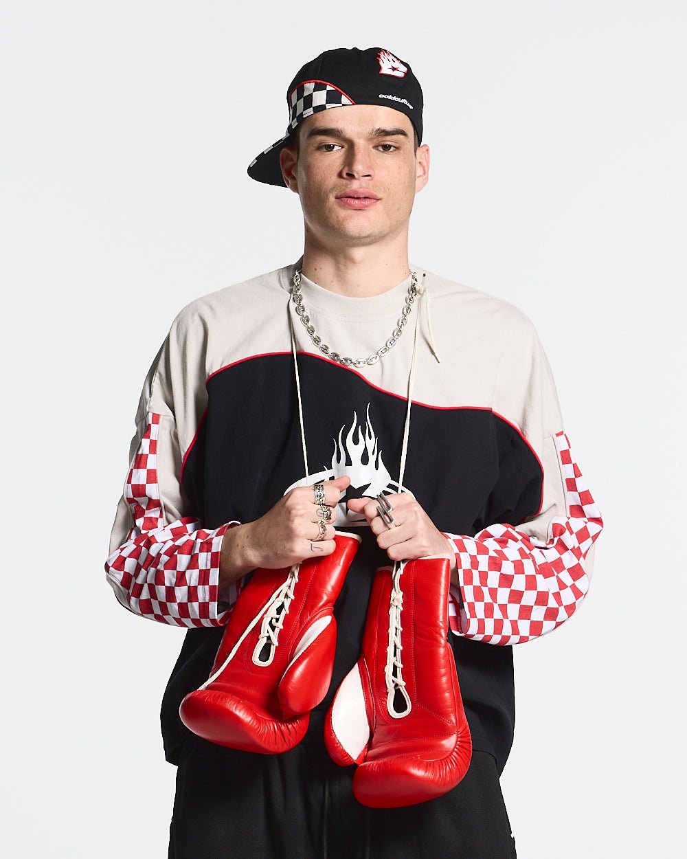 CHESS FLAMES TEE