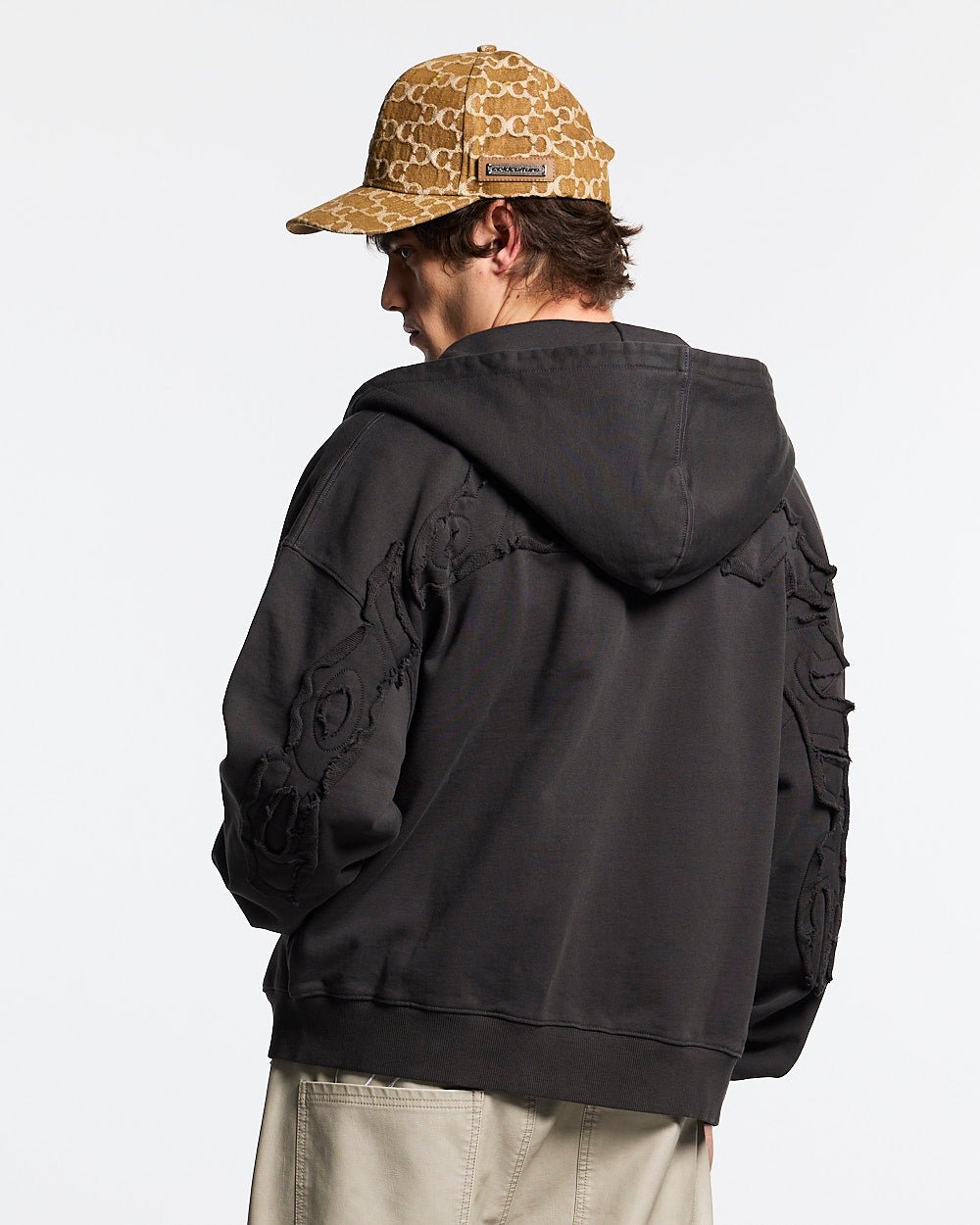 DISTRESS CURVED ZIP HOODIE DARK GREY