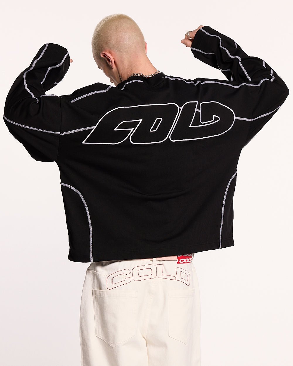 ROLLER LONGSLEEVE TEE BLACK