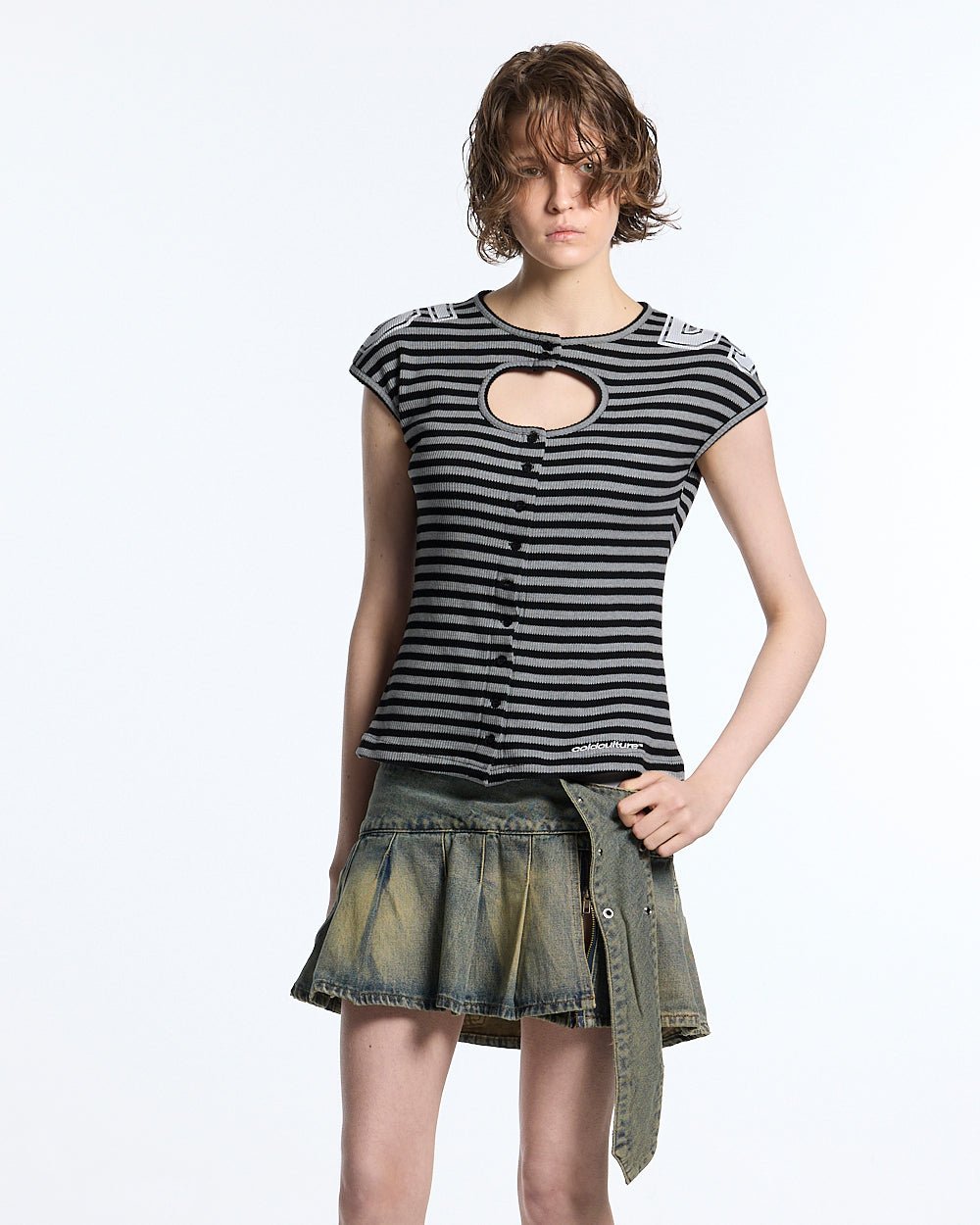 SNEAK PEAK KNIT BLACK