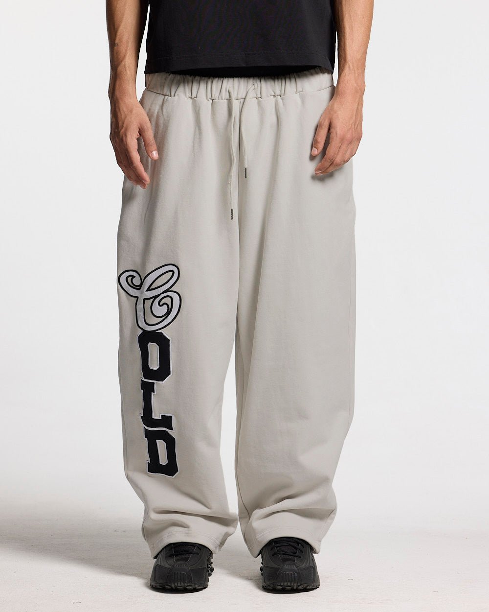 VARSITY PANTS IVORY GREY